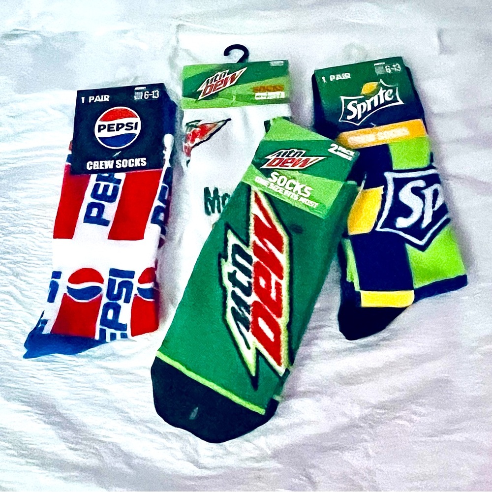 Crazy Crew Socks ~ Soda/5 Pairs Total
